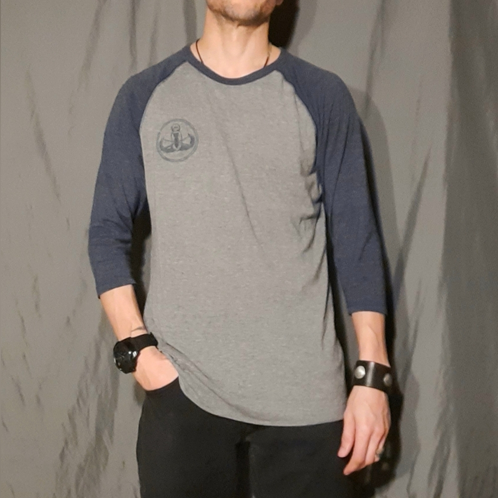 en's Quicksilver 1969 graphic long sleeve 3/4 sleeve baseball t-shirt